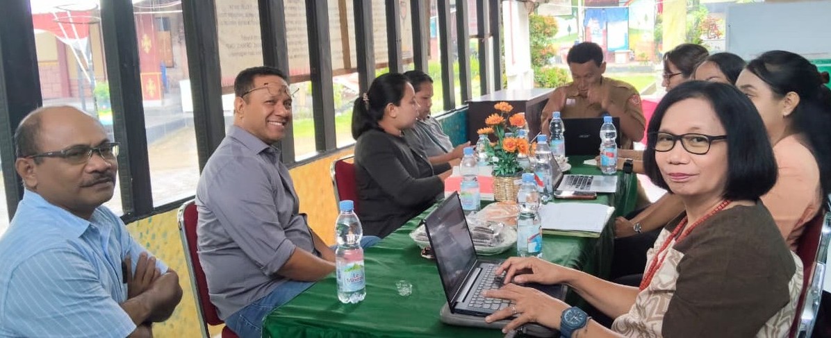 Diskusi Persiapan Diklat Pembentukan Pangkalan Data Bersama Yayasan BaKTI dan Rumah Generasi (28/10/